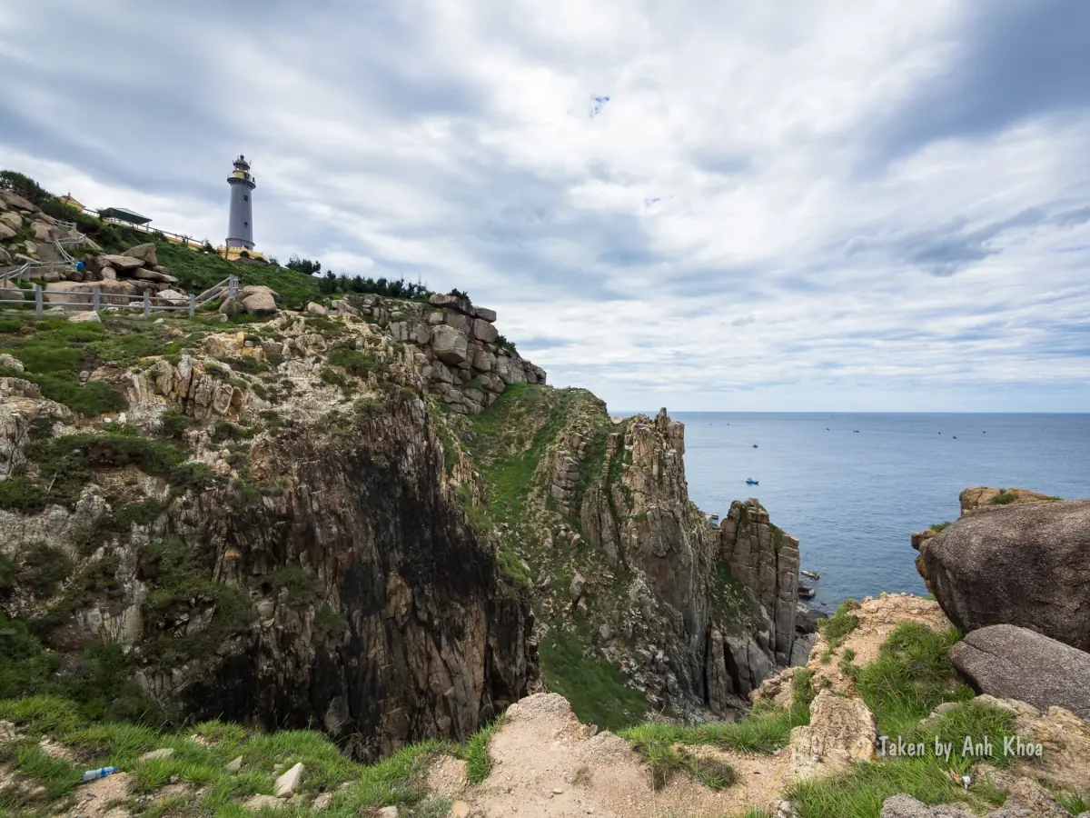 Rocky slopes below the lighthouse at Mui Dien